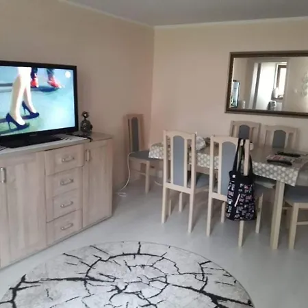 Mieszkanie Dwupokojowe Na Wsi W Domu Dwurodzinnym *